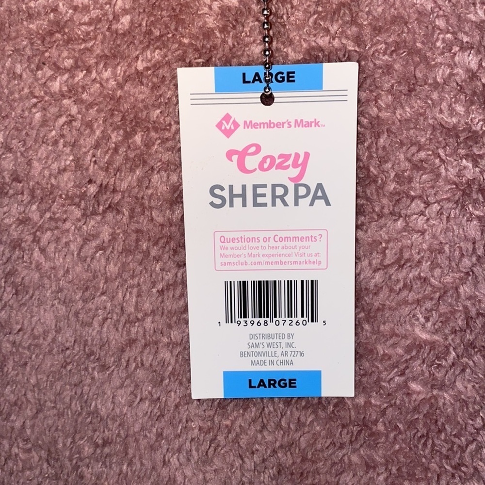 BX43 NWT, Cozy Sherpa - Picture 2 of 6